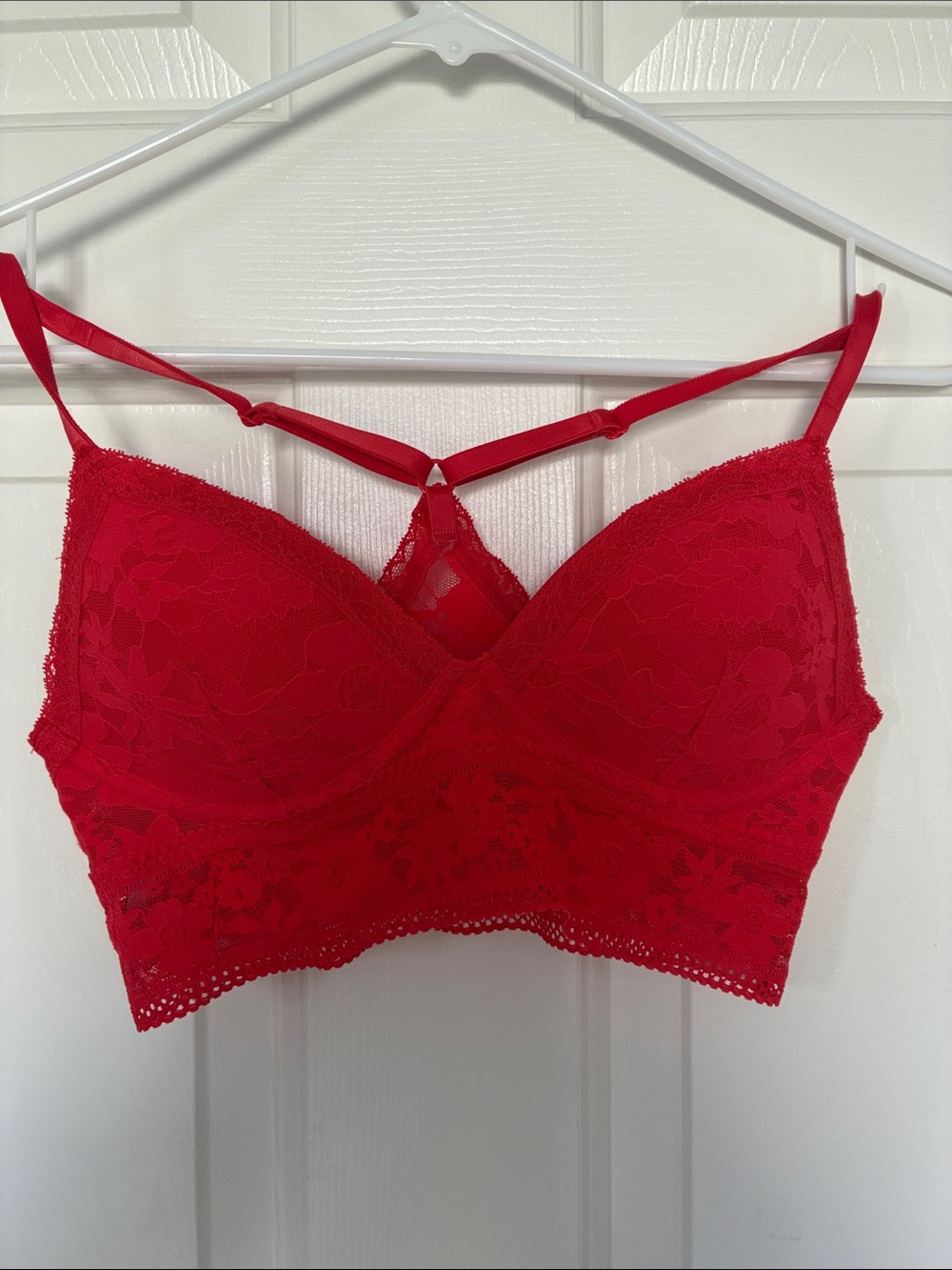 Victoria's Secret Lace Bralette Size Small Coral with Strappy Back